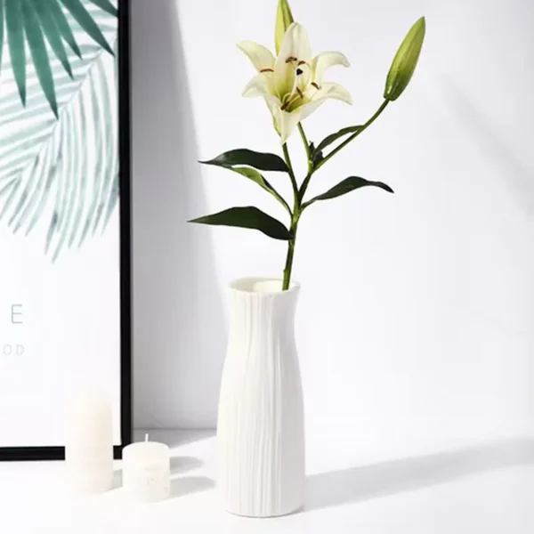 1St. Nordische Plastikvase Weiß Boho Stil Einfach Kleine Frische Blumentopf Aufbewahrungsflasche für Blumen Wohnzimmer Modern Home Dekorationen Ornamente