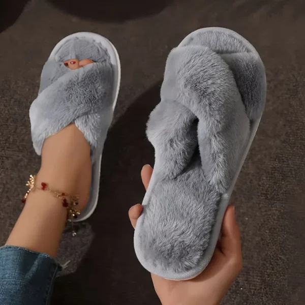 Fashion Cross Strap Cozy Fur Slippers Women Indoor Light Warm Plush Home Slippers Woman Faux Fur Flat Heel Couple Slides plus Size 43