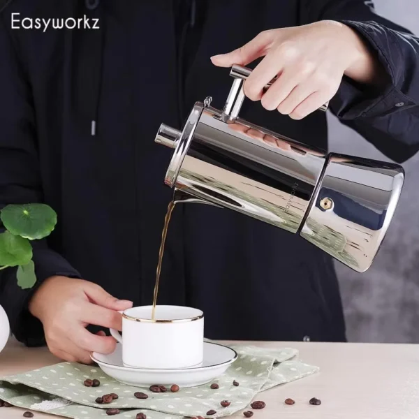 Espressokocher aus Edelstahl