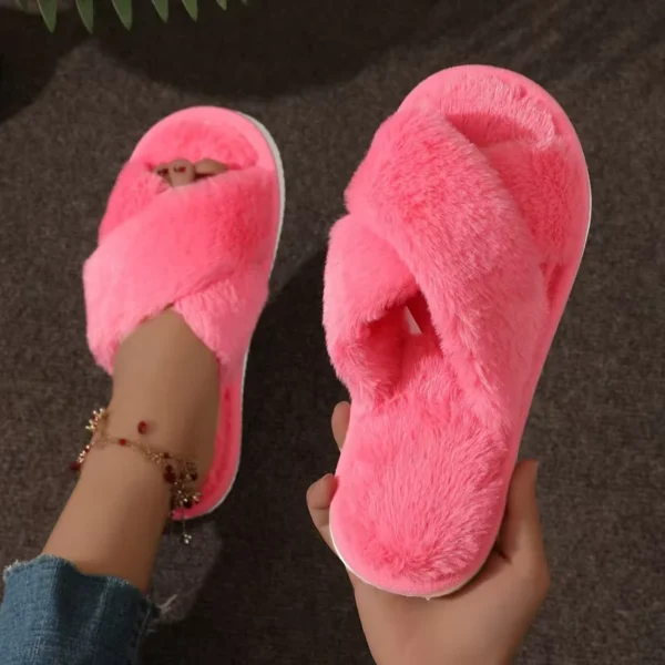 Fashion Cross Strap Cozy Fur Slippers Women Indoor Light Warm Plush Home Slippers Woman Faux Fur Flat Heel Couple Slides plus Size 43